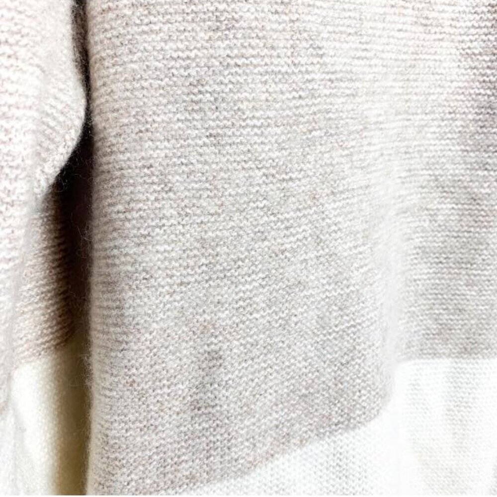 Cute Colour Block Tan and Off White Sweater - Picture 4 of 10